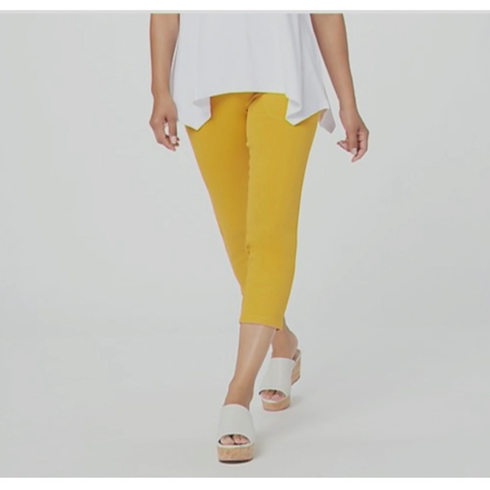 Women with Control Tall Prime Stretch Denim Crop Pants. Tall XL in Golden Rays